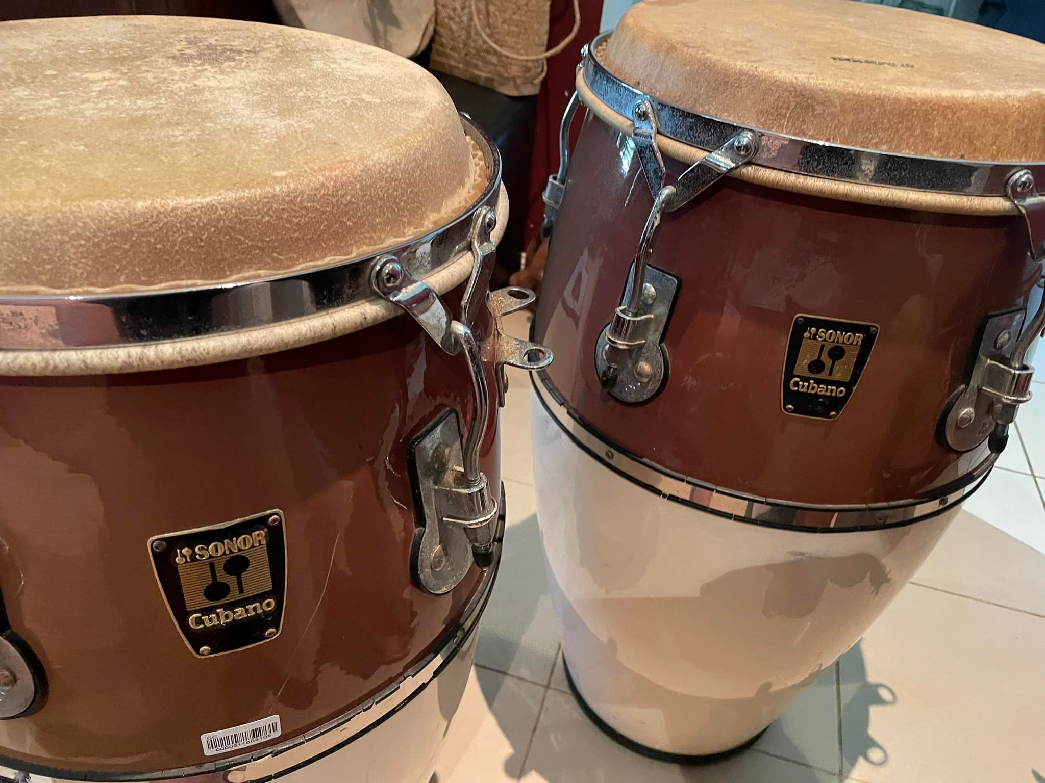 What are these vintage conga drums?