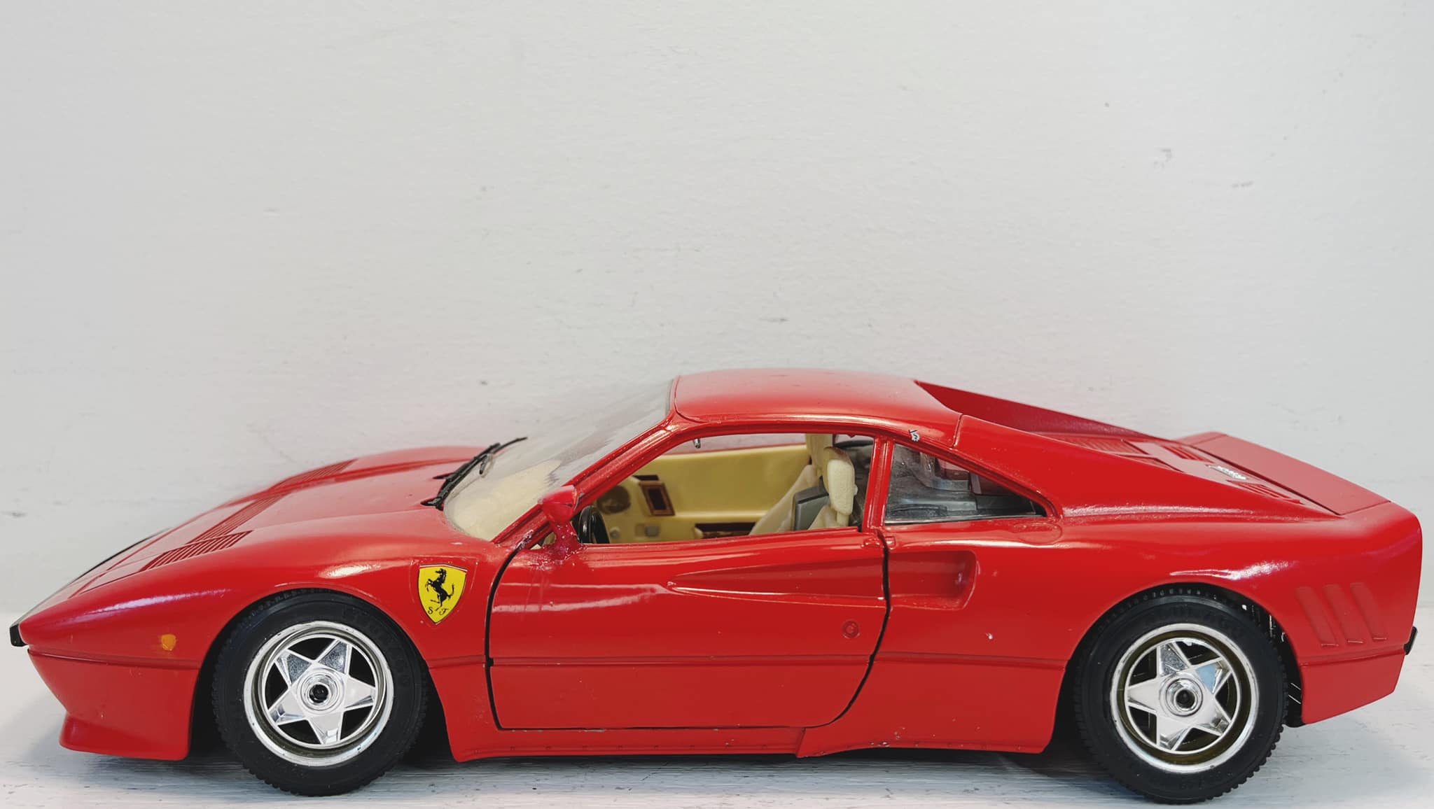 Vintage 1984 Ferrari 288 GTO diecast model by Burago