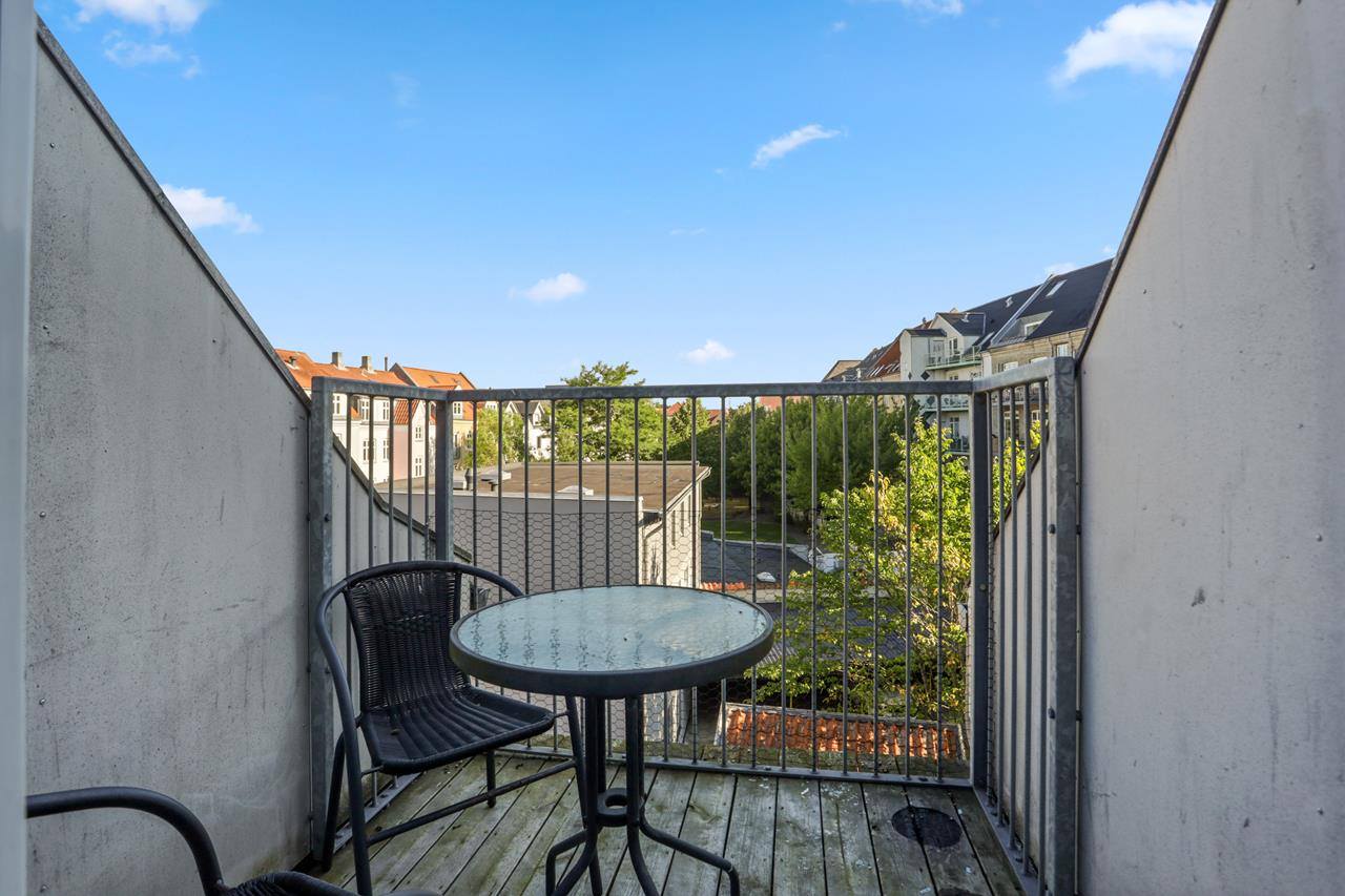 Photo inspiration: Picture Idea: Gratis Husleje Resten Af 2025 Fed Penthouse Lejlighed Med Altan