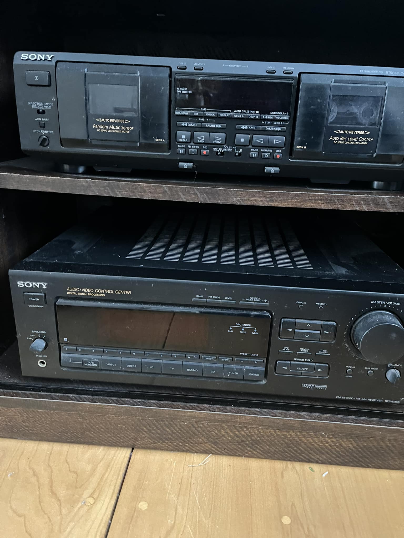 For sale Sony/Sanyo cassetteplayer All working PM