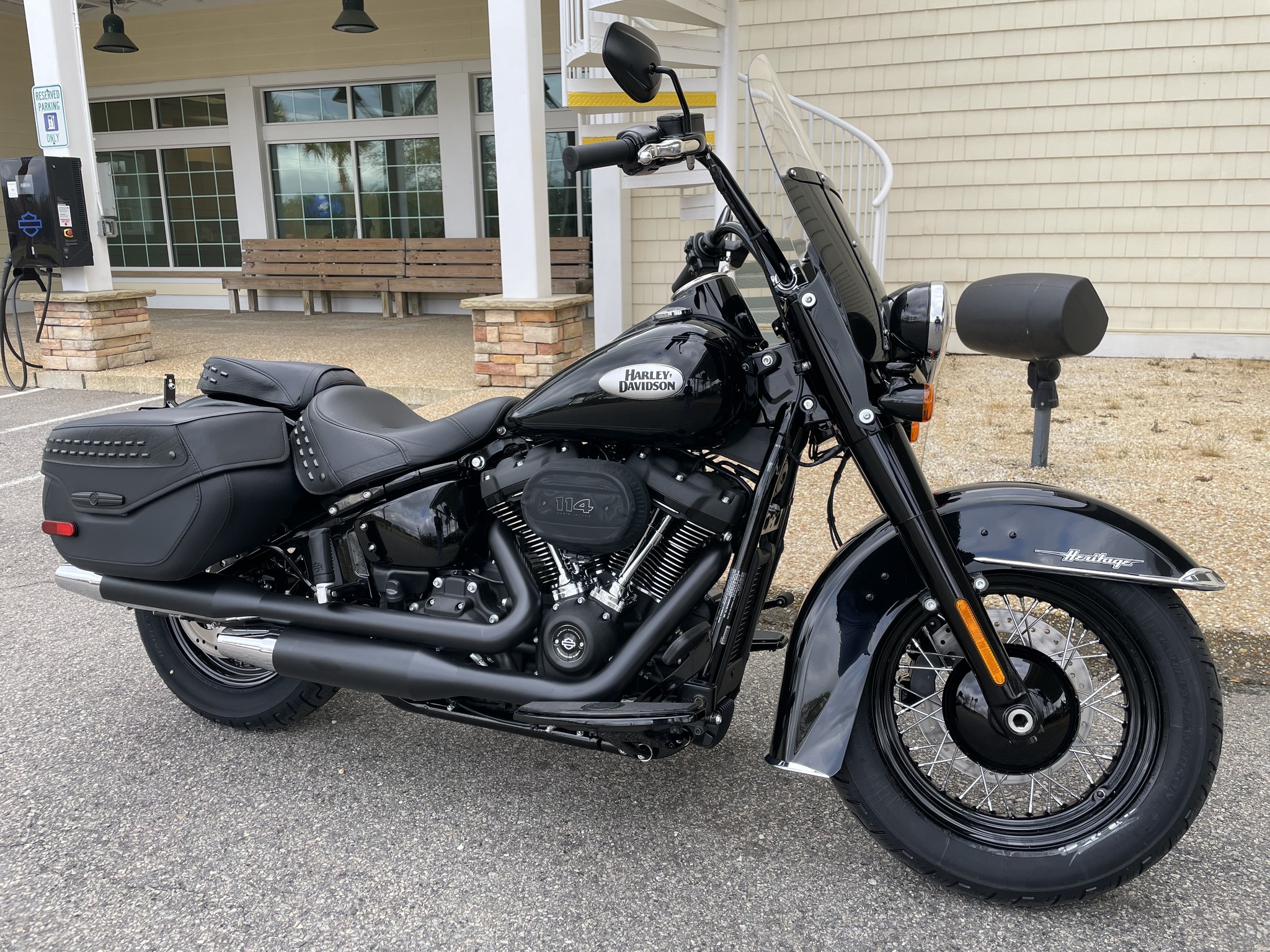 2023 Harley-Davidson Heritage Classic in vivid black available