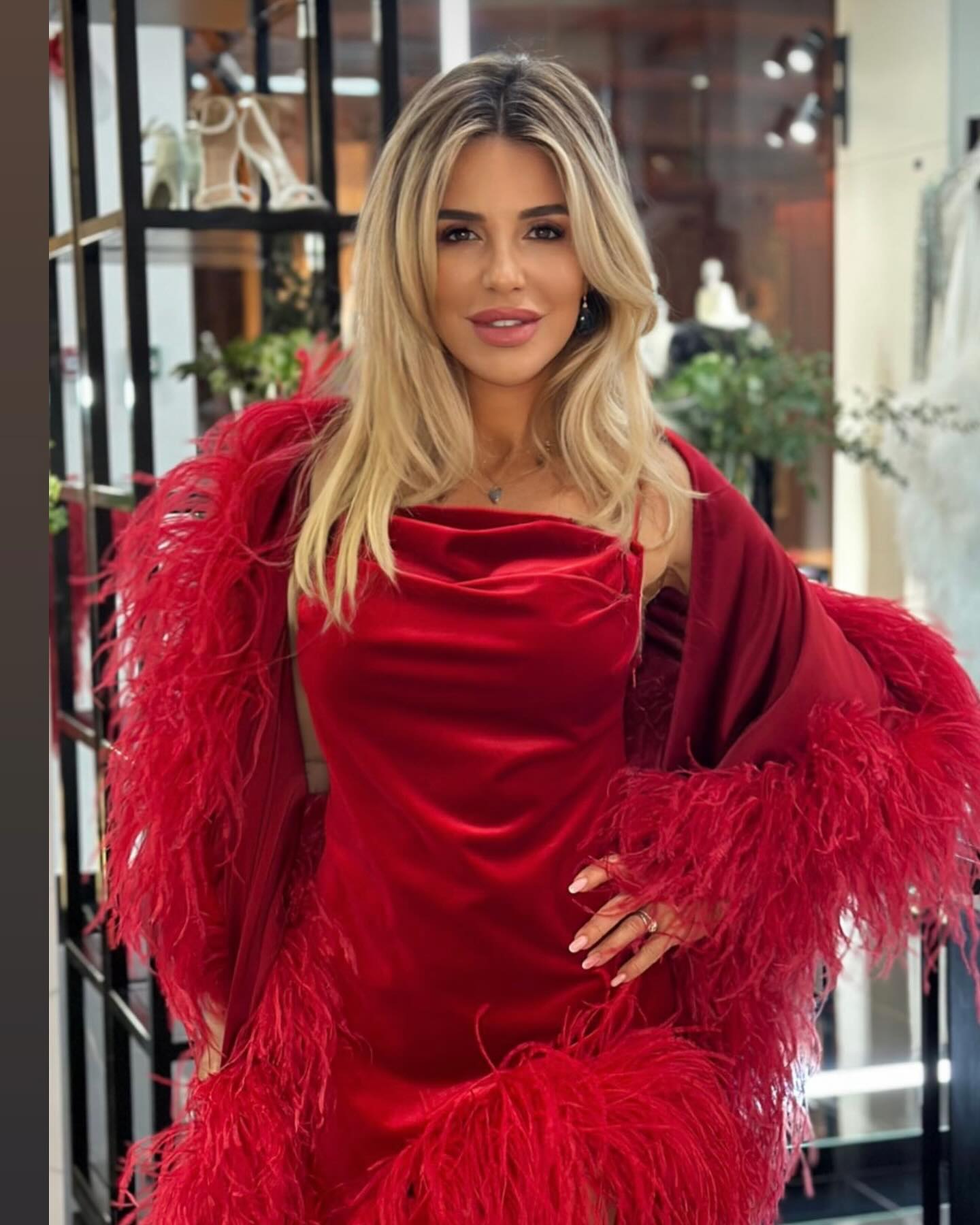 bealls christmas dresses Dressed to dazzle this holiday season ✨🎄 Shop: https://go.bealls.com/4iaVuvn #beallsflorida #holidayootd #tistheseason Florida