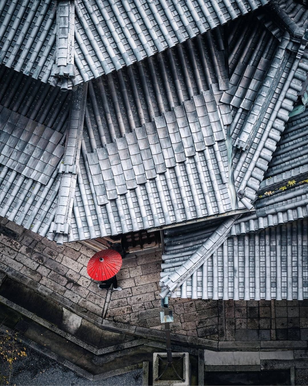 Hexagonal Japanese rooftops at... - Design + Magazine | Facebook