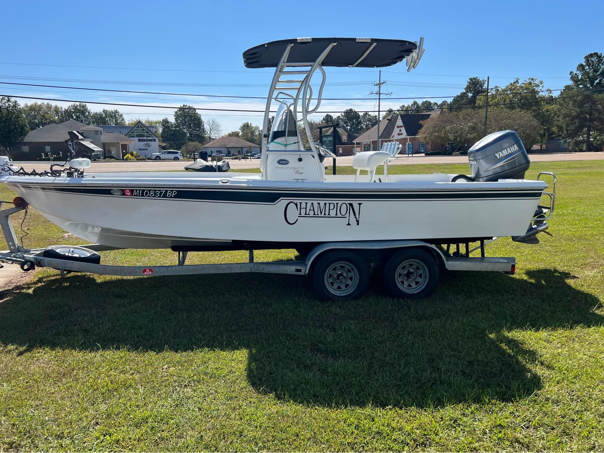 2006 champion boat for sale