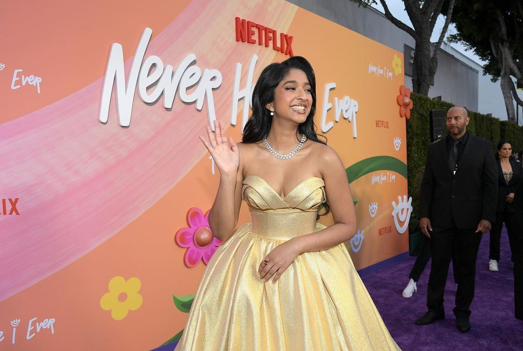maitreyi ramakrishnan gold dress oozed a princess aura in a Golden Gown! 😍 How excited are you for Never Have I Ever Season 4? #neverhaveiever # maitreyiramakrishnan #Netflix #Koimoi Fabric Composition: 100% PET 95% POLYESTER 5% ELASTANE