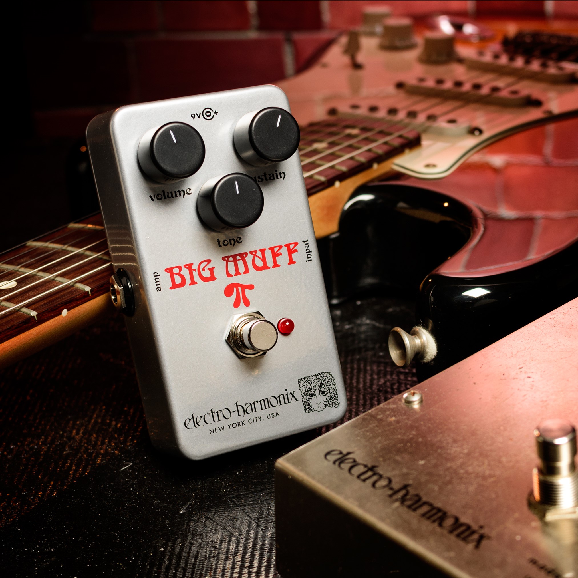 73' Ram's Head Big Muff clone ש UOL MOTHER UOLUM UME 000 омови