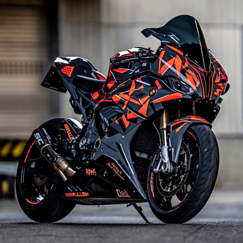 BMW S 1000 RR with SC-Project CR-T carbon fiber & titanium exhaust
