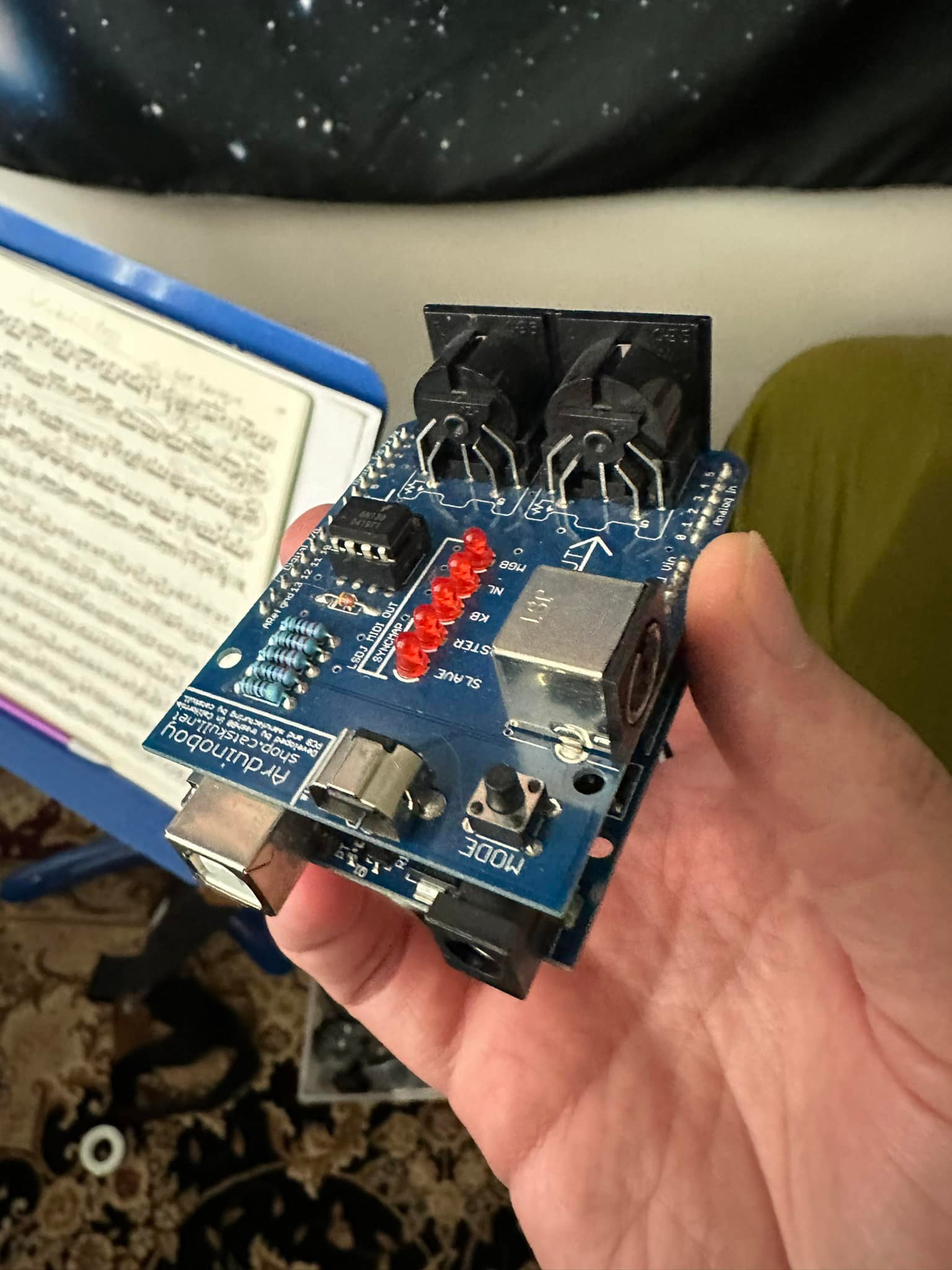 Will arduinoboy work with DMG using GBC to DMG cable?