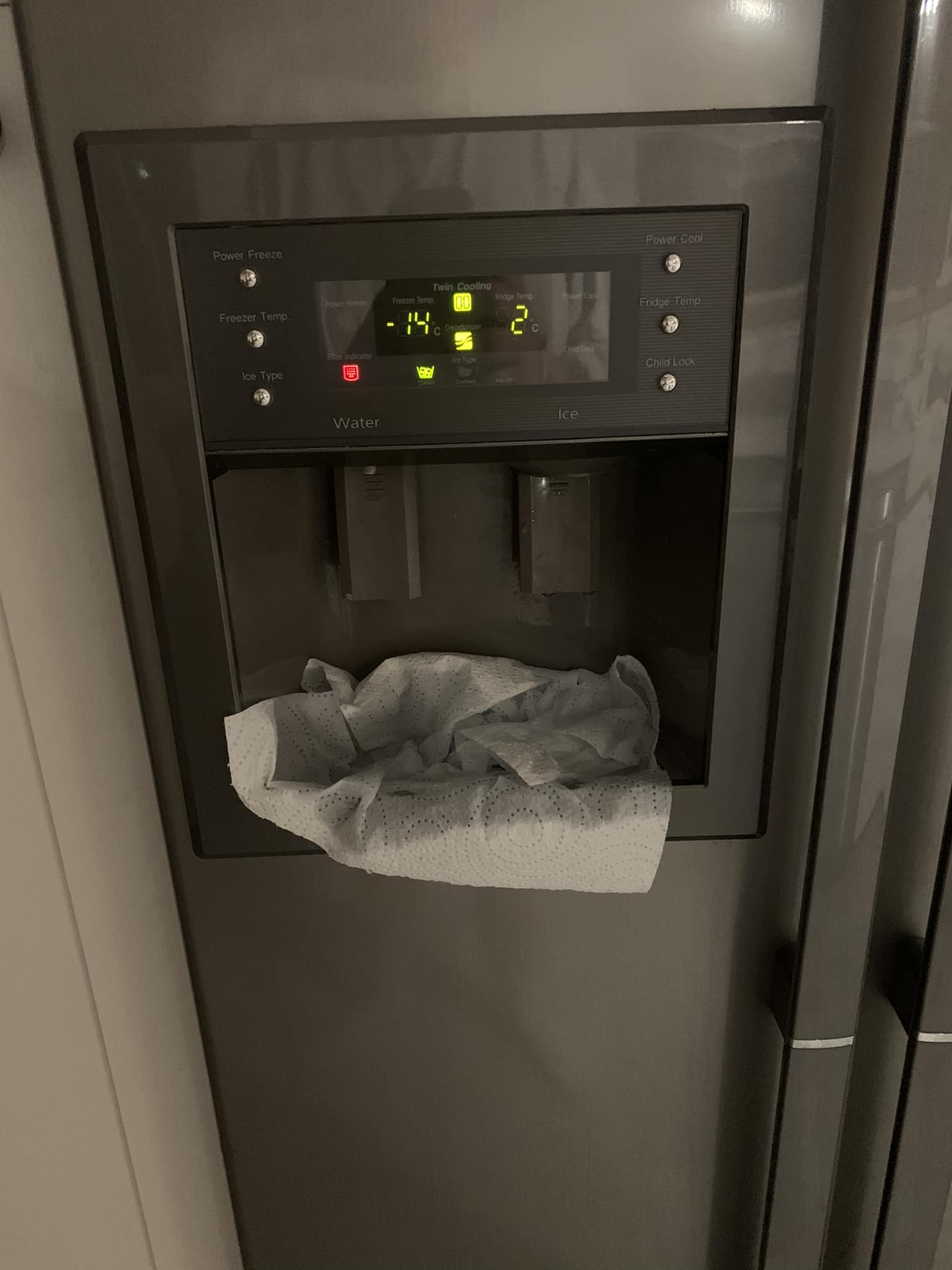 galaxy fridge leaking water from baco How to fix a Samsung with dripping the vegetable compartment? Vitamin B12 and Crohn's
