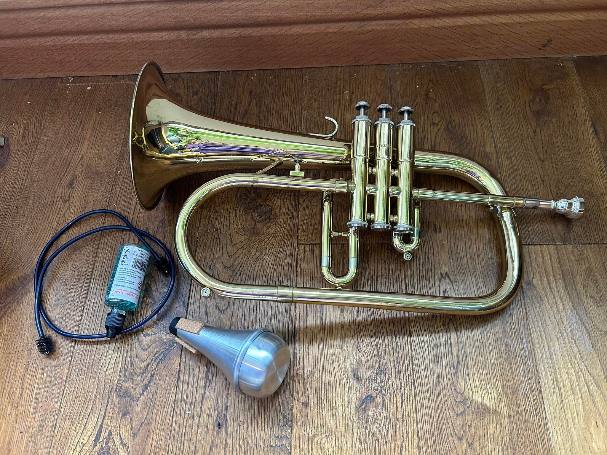 For sale: Getzen Eterna 4 valve flugelhorn. Bought June 2020 but 