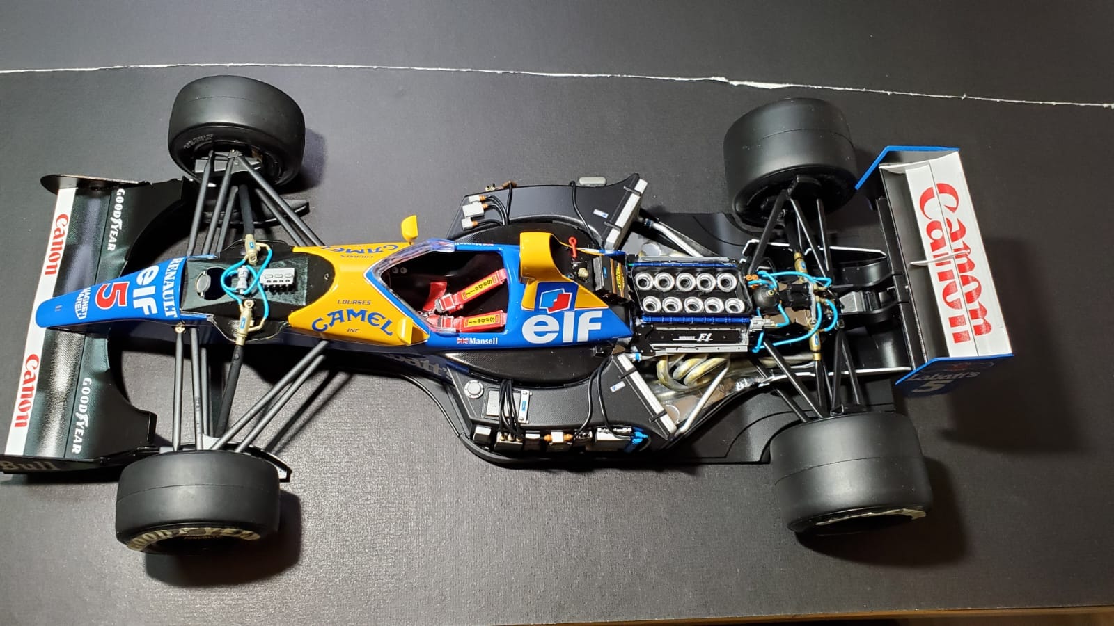 Tamiya 1/12 Scale Model Formula 1 Car Kit Williams FW14B RENAULT