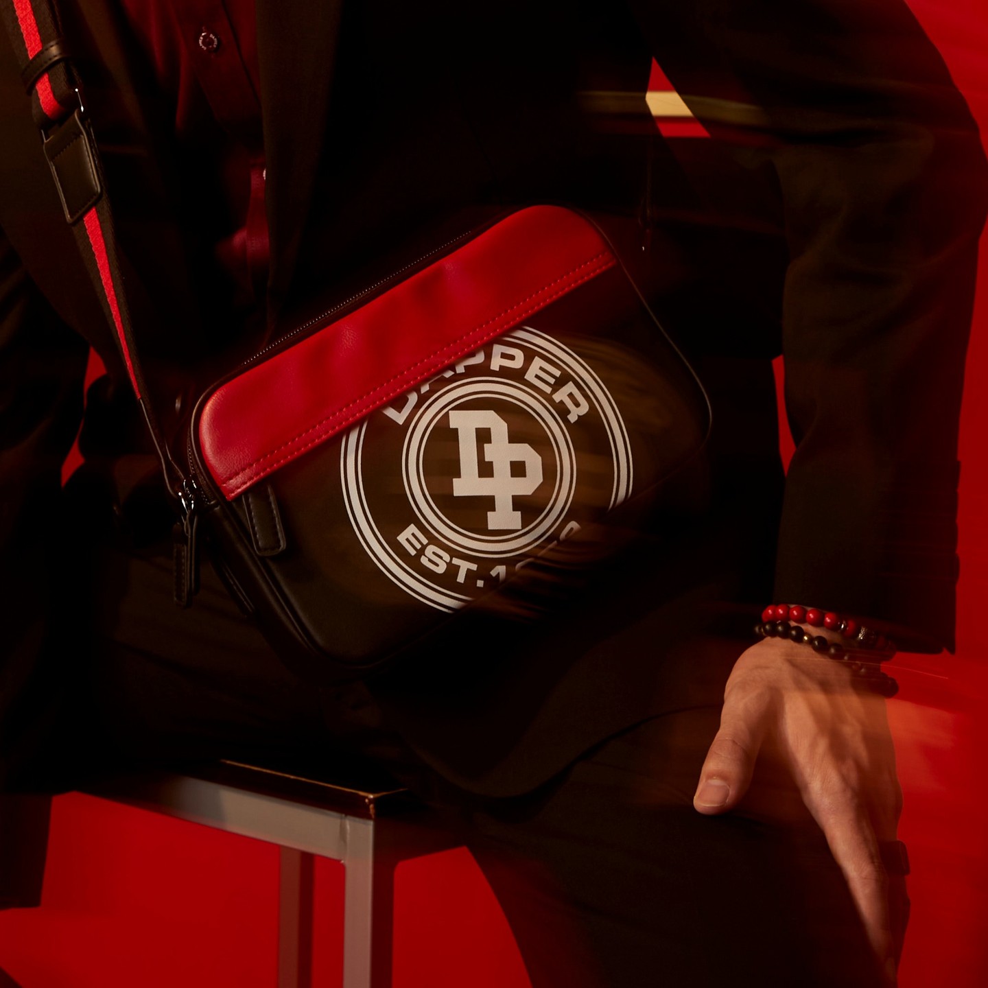 DAPPER - ⭕️ ใหม่! กระเป๋าสะพายข้างทรง Camera Bag... | Facebook