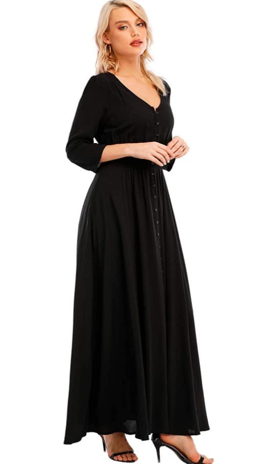 black amish dress woman wearing a with a white apron and cap (Lauren 0821) Amish Dress Styles for Modest