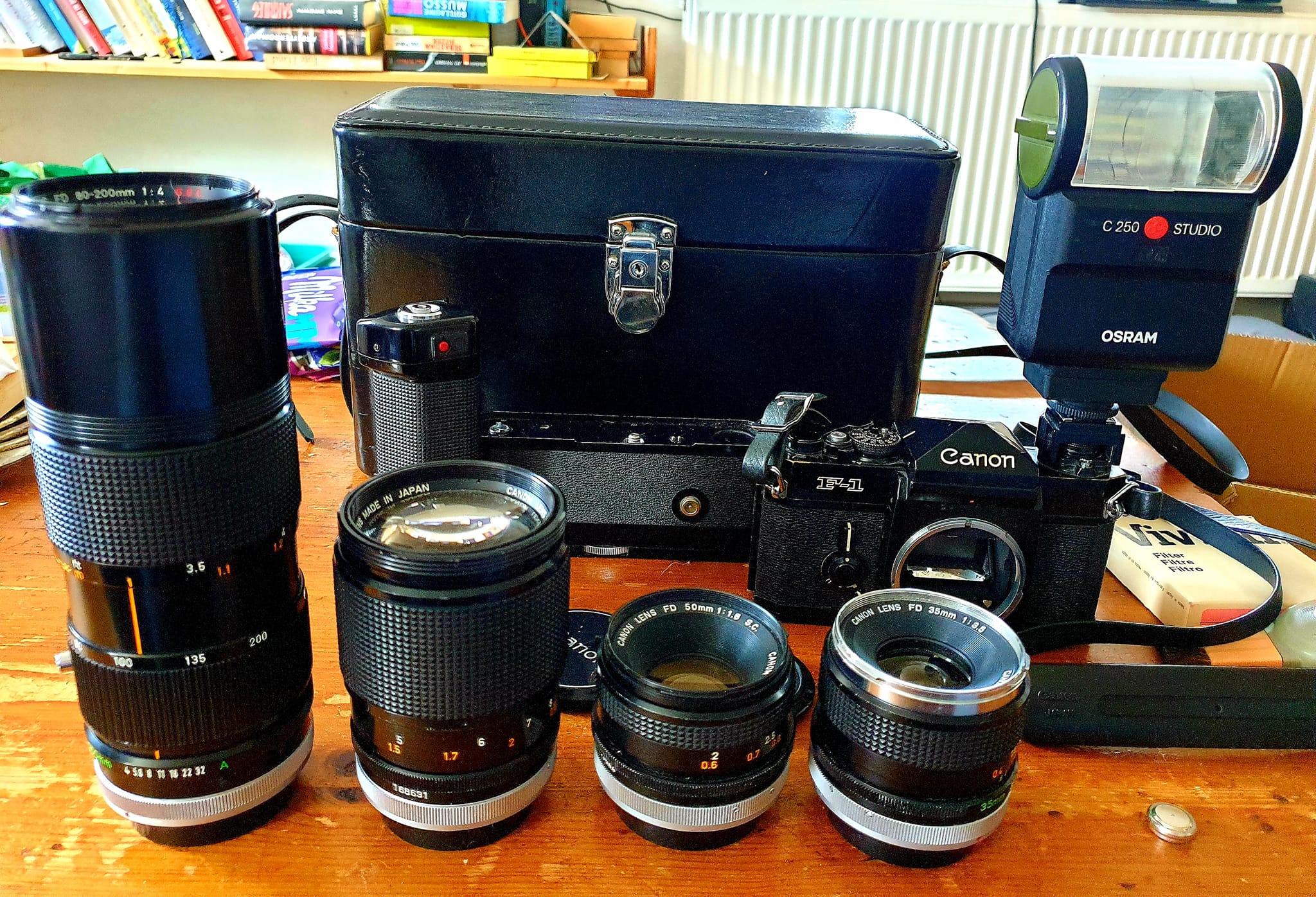 Aqui le comparto mi Canon F1 con el Motor Drive Canon MF❤Ademas