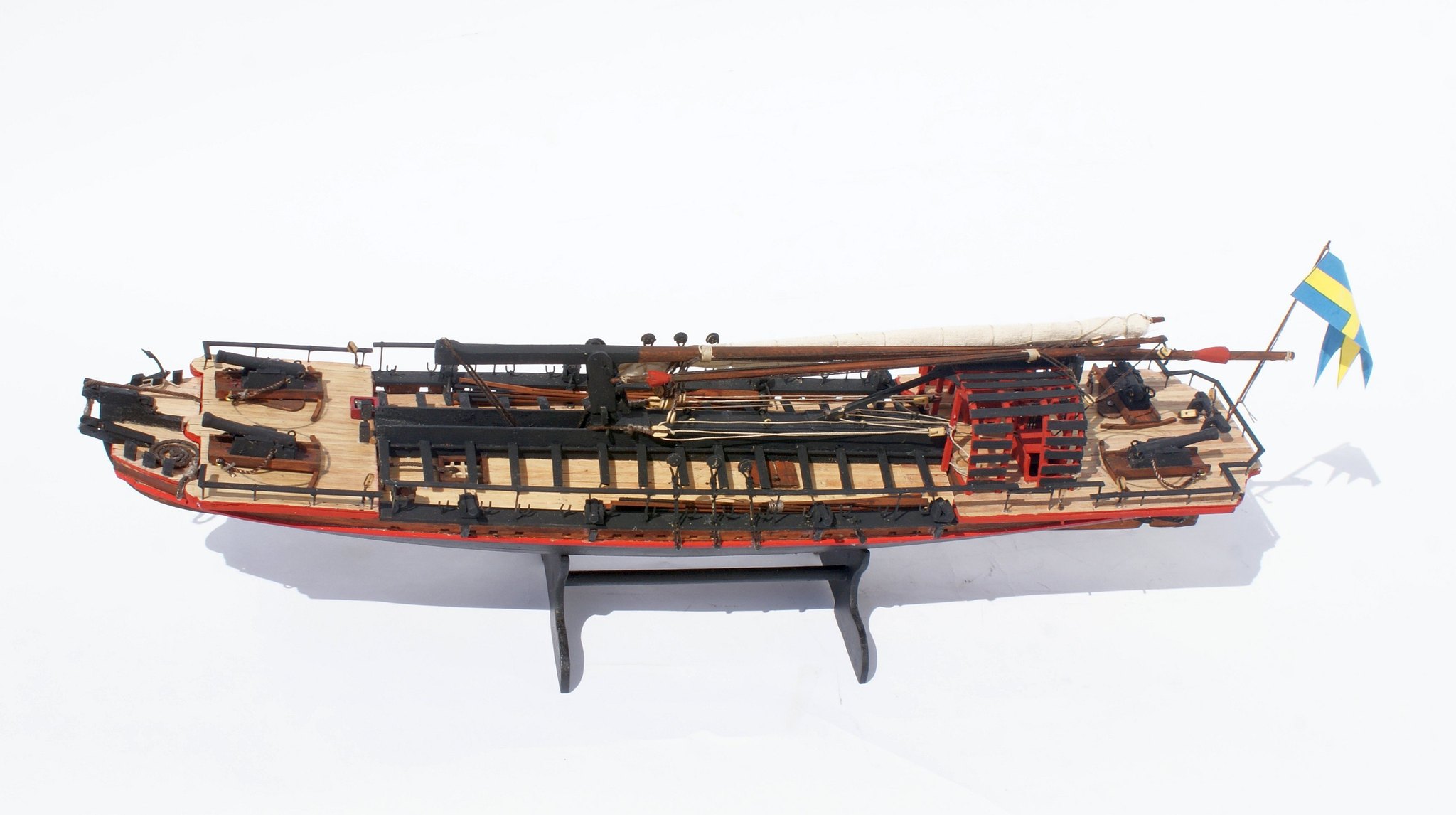 BLUE SHADOW - United States Navy Brig 1778 by Mamoli. The brig