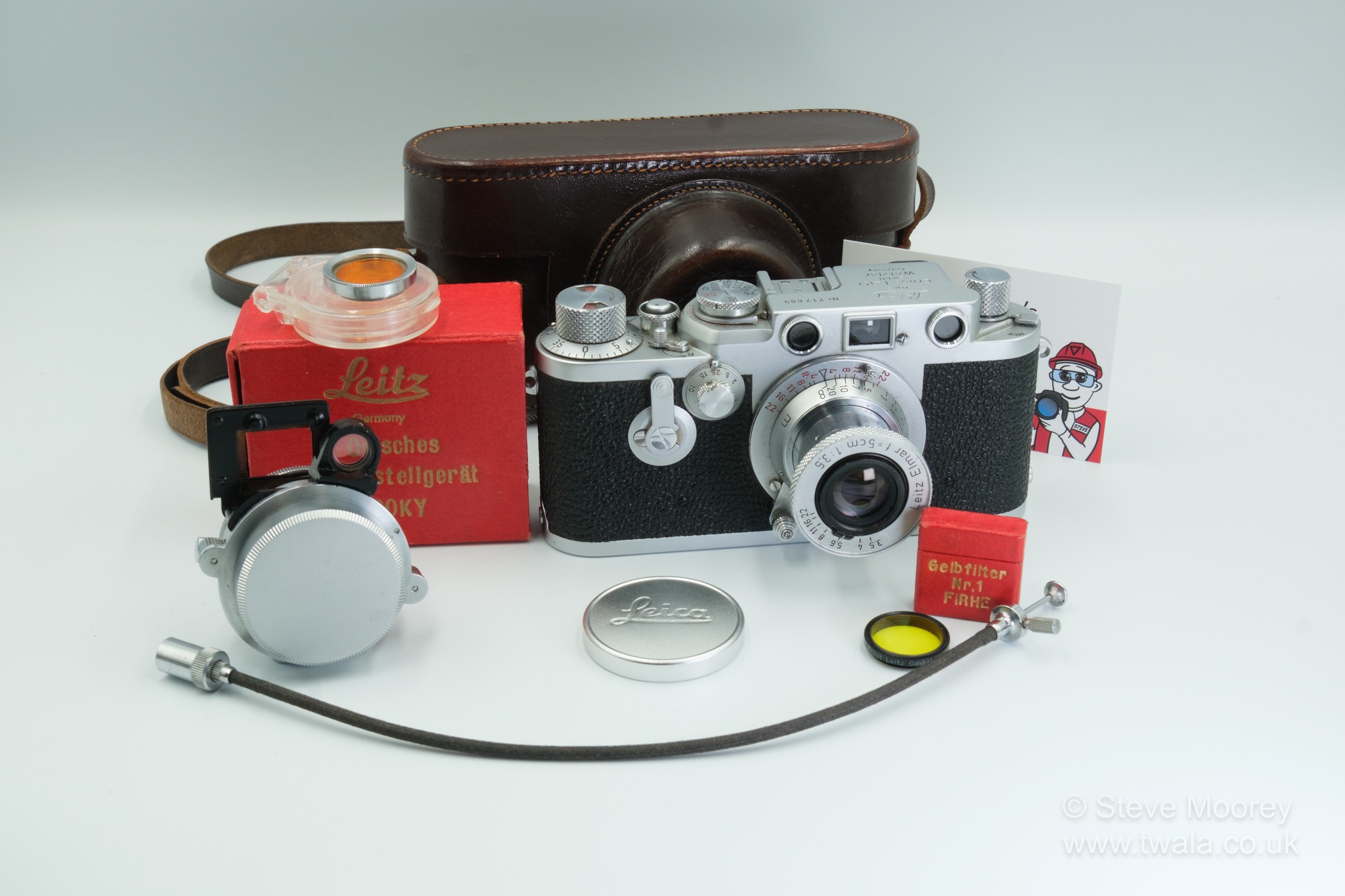 Leica IIIc 戦後モデル INDUSTAR-50 5cm 革ケース付