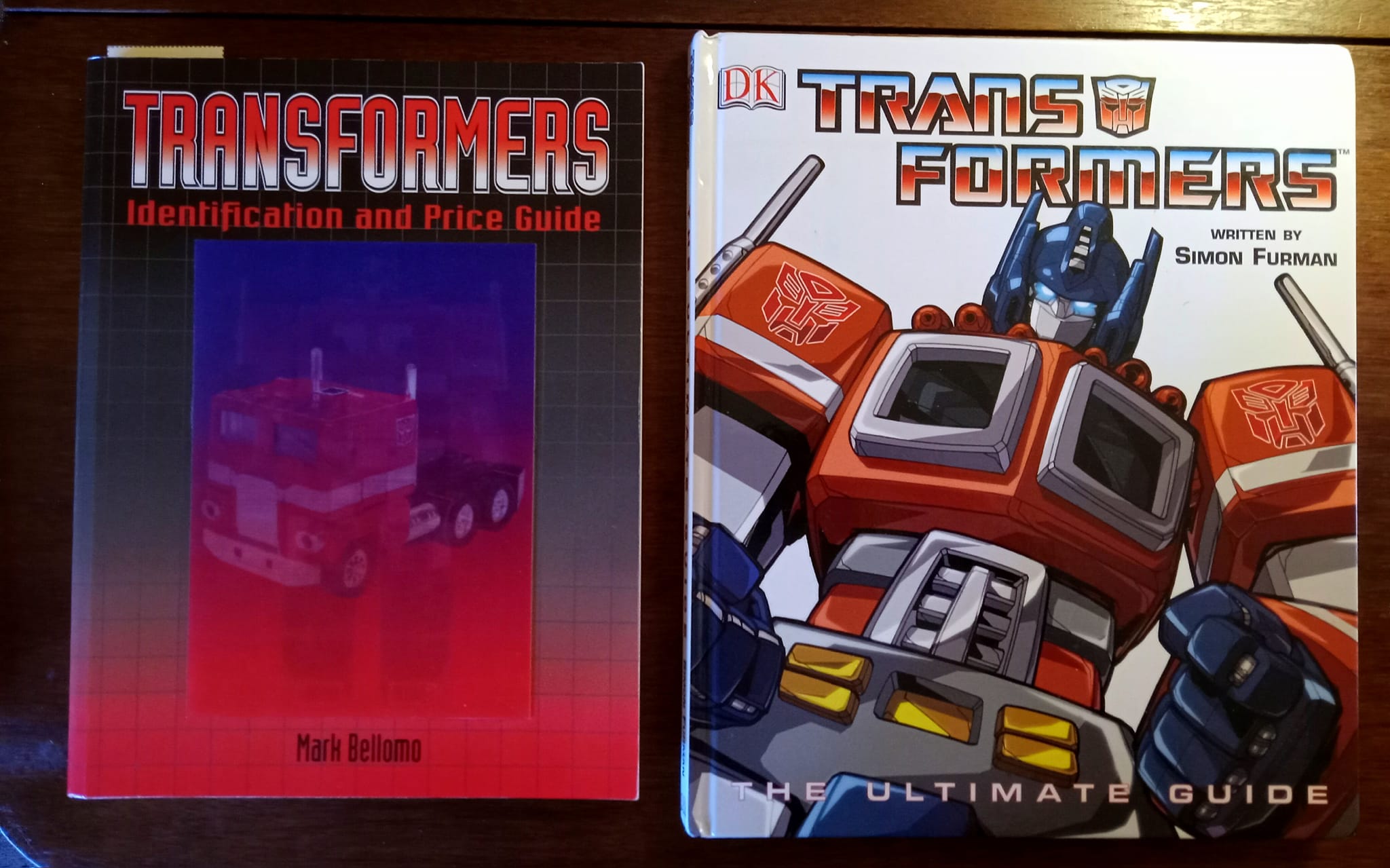 Transformers G1 books with amazing illustrations by Earl Norem