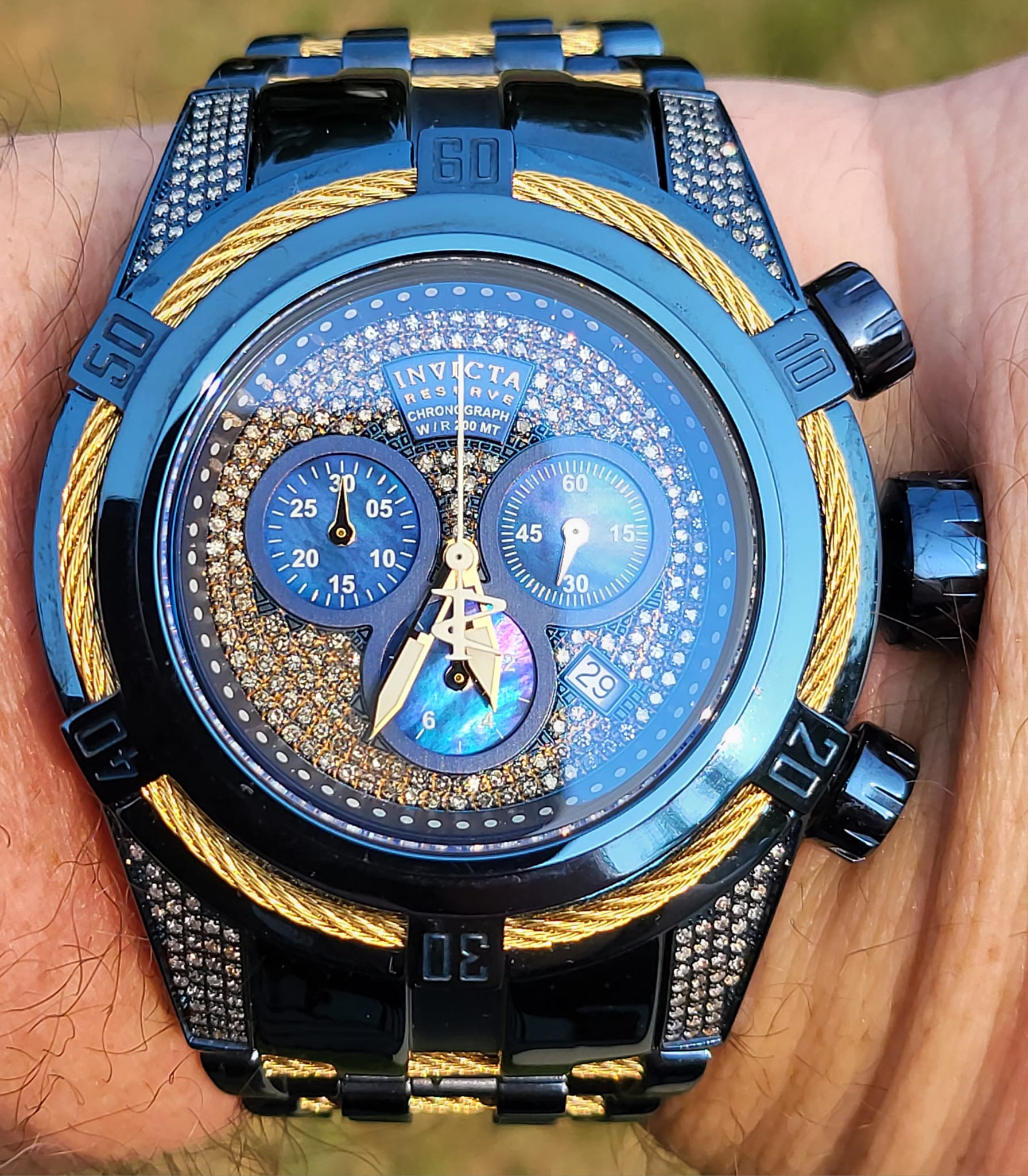 人気☆スポーツモデル☆ターコイズブルー INVICTA Bolt 47840 人気 