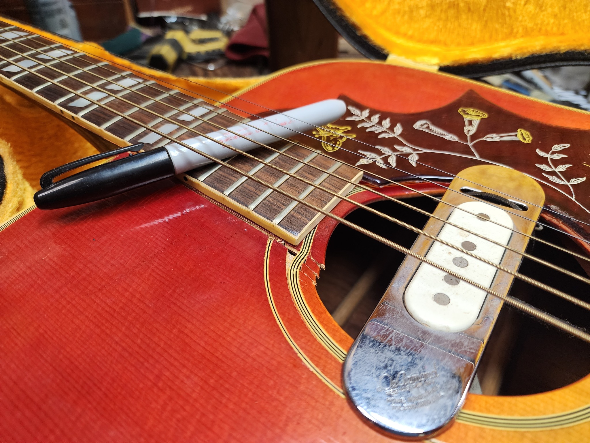Repairing a damaged 1969 Hummingbird guitar