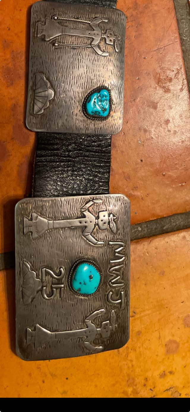 Is the orange on the top of the belt concerning?