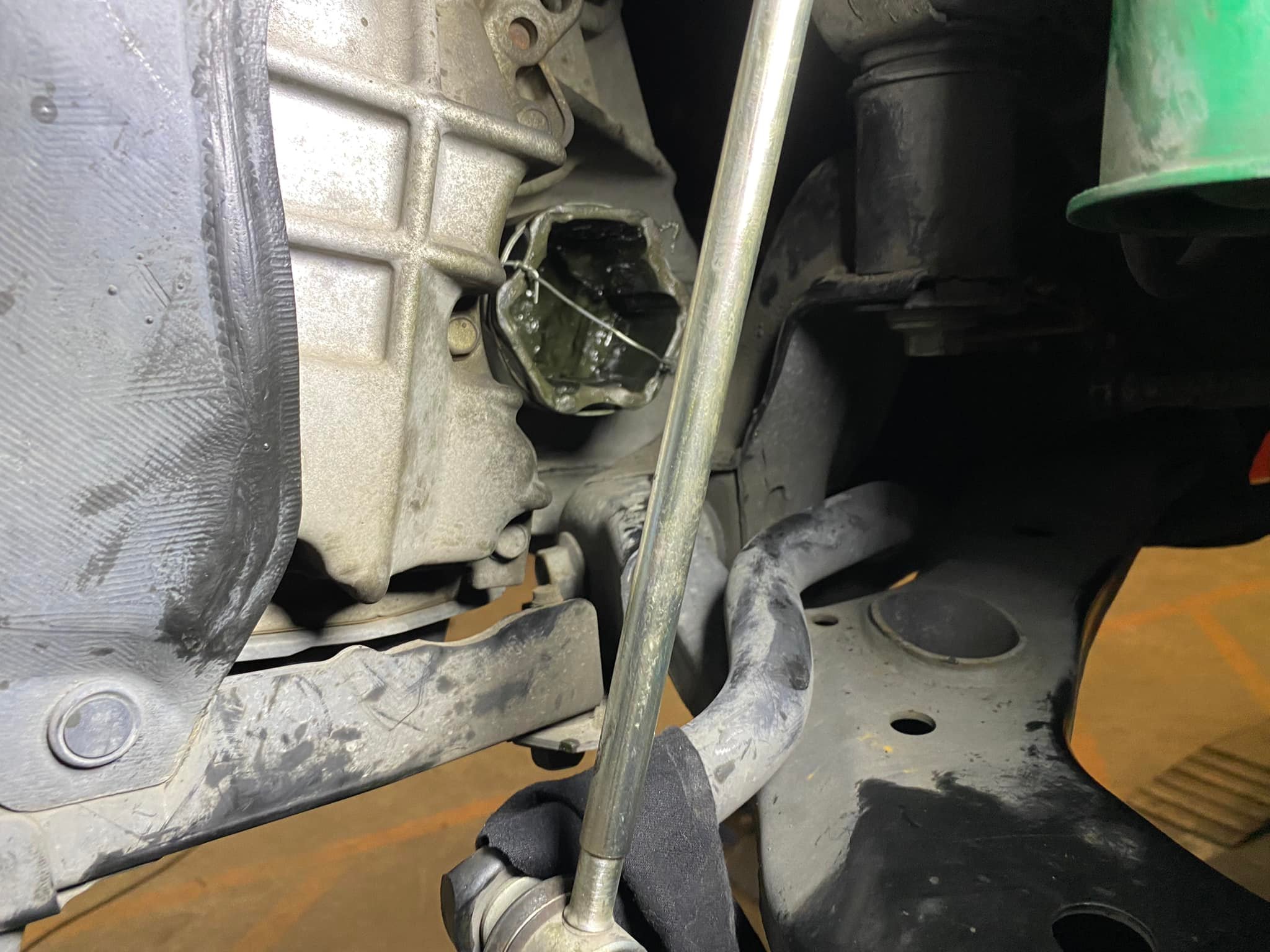Toyota Alphard front left driveshaft repair with rebuilt axle