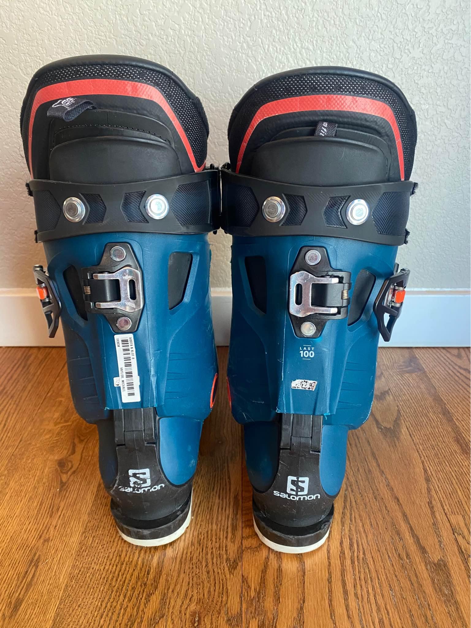 What is the current version of Salomon QST 130 ski boots?