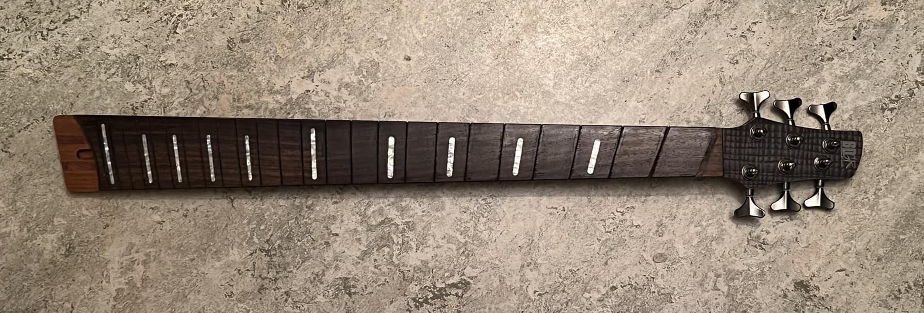 Yesterday I made this. Yamaha RBX360 from the late 90's (my first