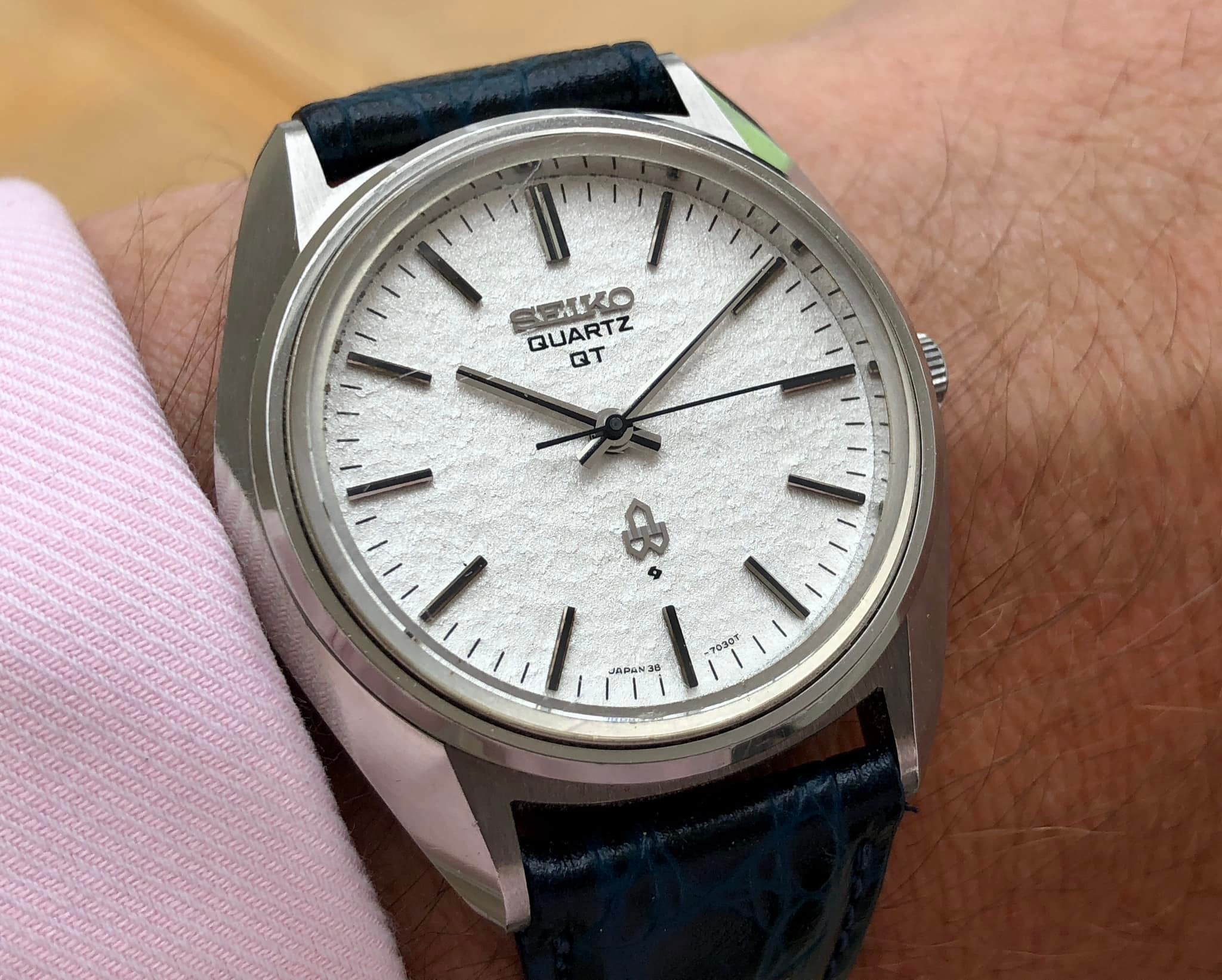 38-7030 from 1973 - Seikos first white snowflake dial