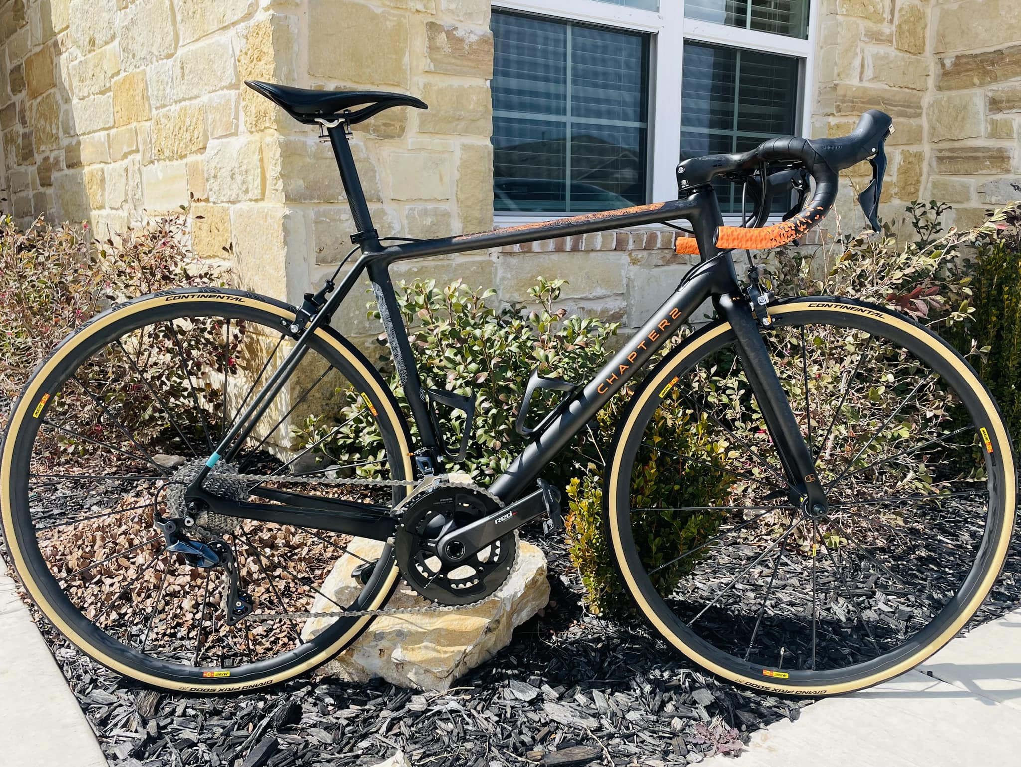 Chapter 2 Huru disc bike with Enve 2.3 wheelset