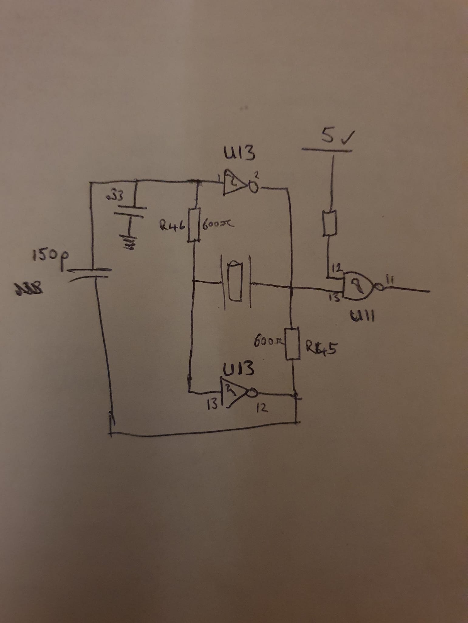 What is the clock frequency for a 1990 Sun engine analyzer CRT