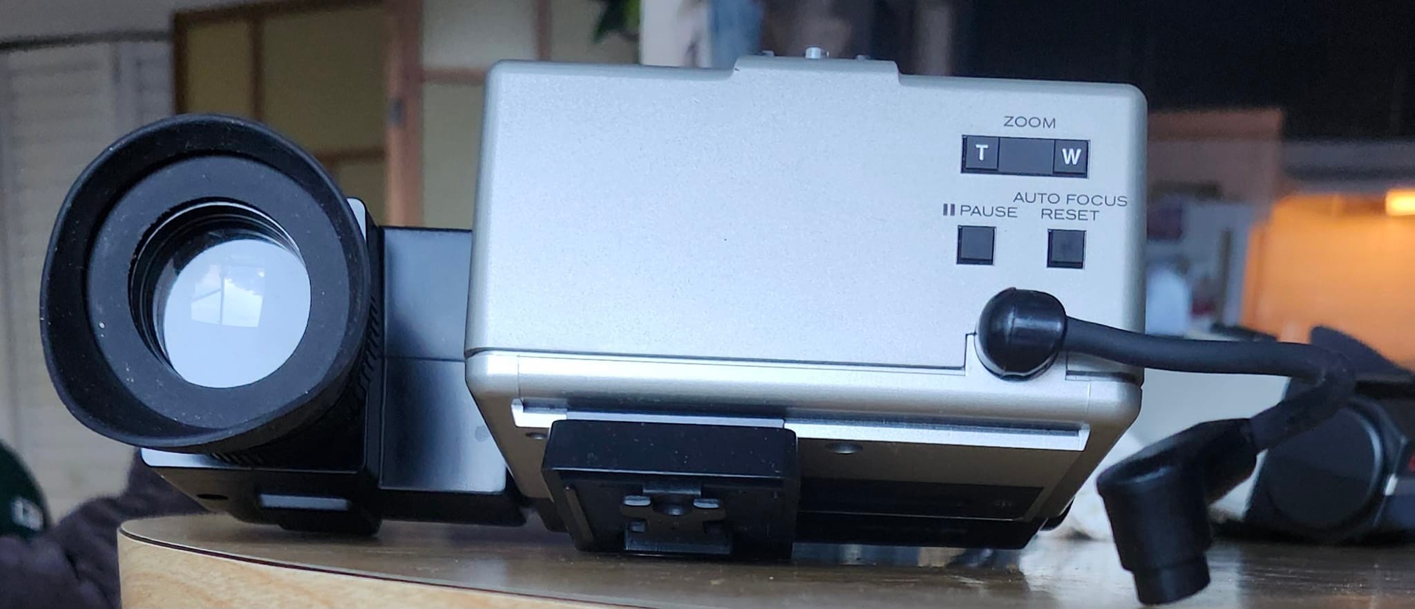 HITACHI MASTACS カラービデオカメラ VK-C3400 What is a 1983 Hitachi