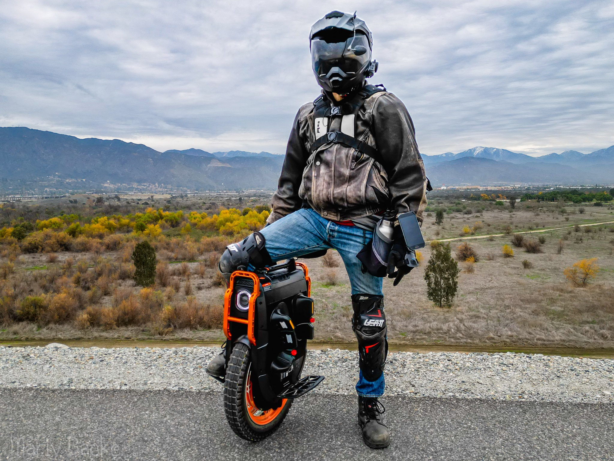 Riding an inmotion v13 electric unicycle on the Tail of the Dragon