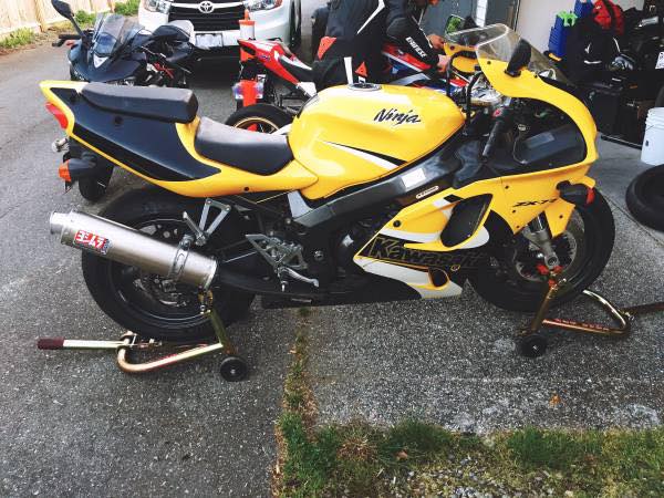 2003 Kawasaki NINJA ZX7R PARTING OUT · Driven 23,000 miles Parting