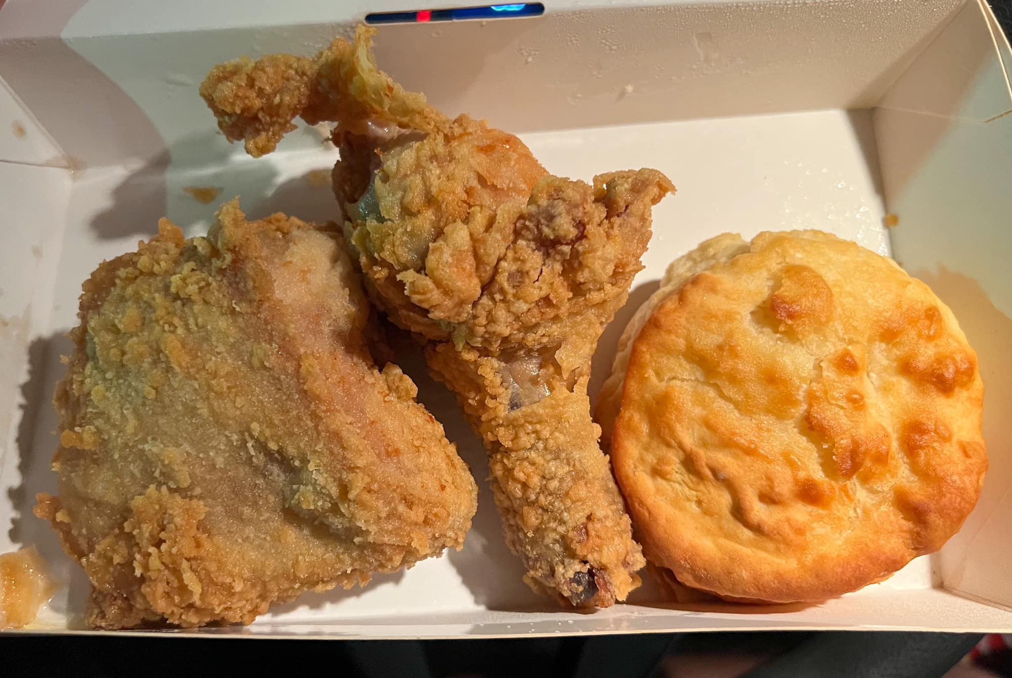 Jollibee opens in Orlando with crispy fried chicken and peach