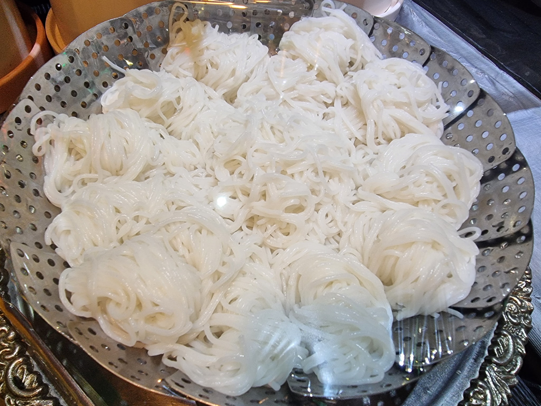 Kwan thai mukata บุฟเฟ่ต์หมูกะทะไทยชางวอน | Changwon