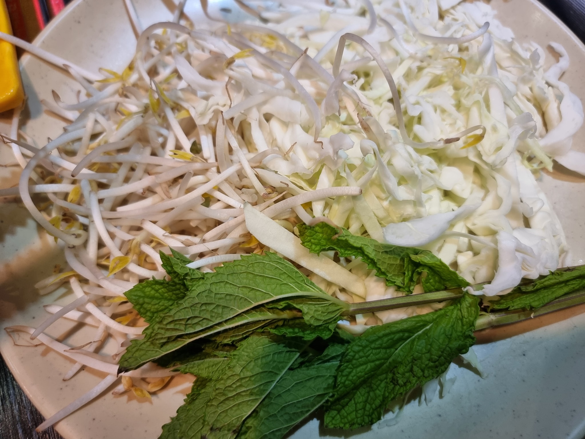 Kwan thai mukata บุฟเฟ่ต์หมูกะทะไทยชางวอน | Changwon