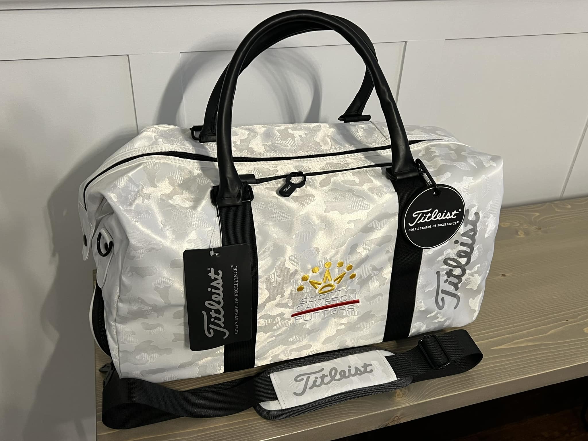 Scotty Cameron travel bag review