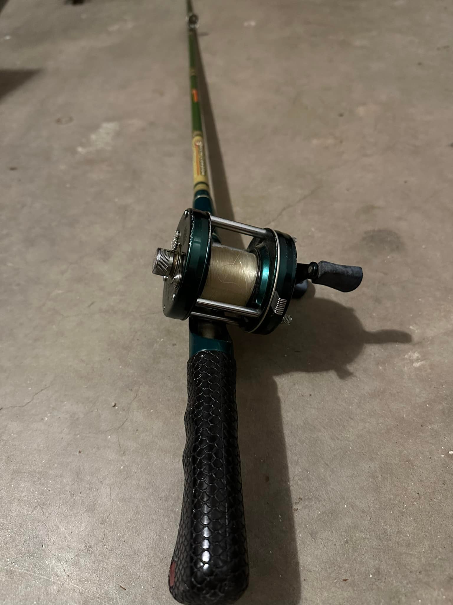 electric commercial fishing reels LP SV-1200 Reel, Billet Aluminum Gift Box:Gift Box Daiwas programmable Auto Stop Betta Tropical Fish Accessories blue water candy