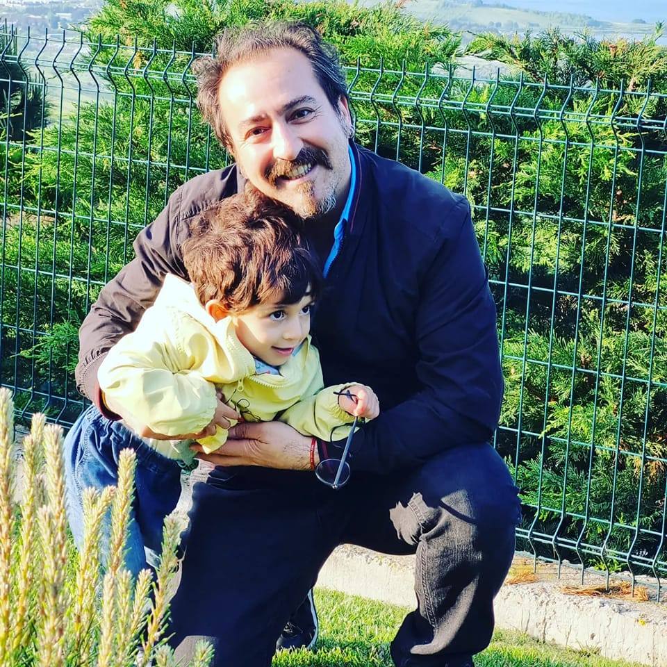Beyoğlu'nda bir Cüntlü . . . . . . #cünt #Beyoğlu | Ahmet Doğan