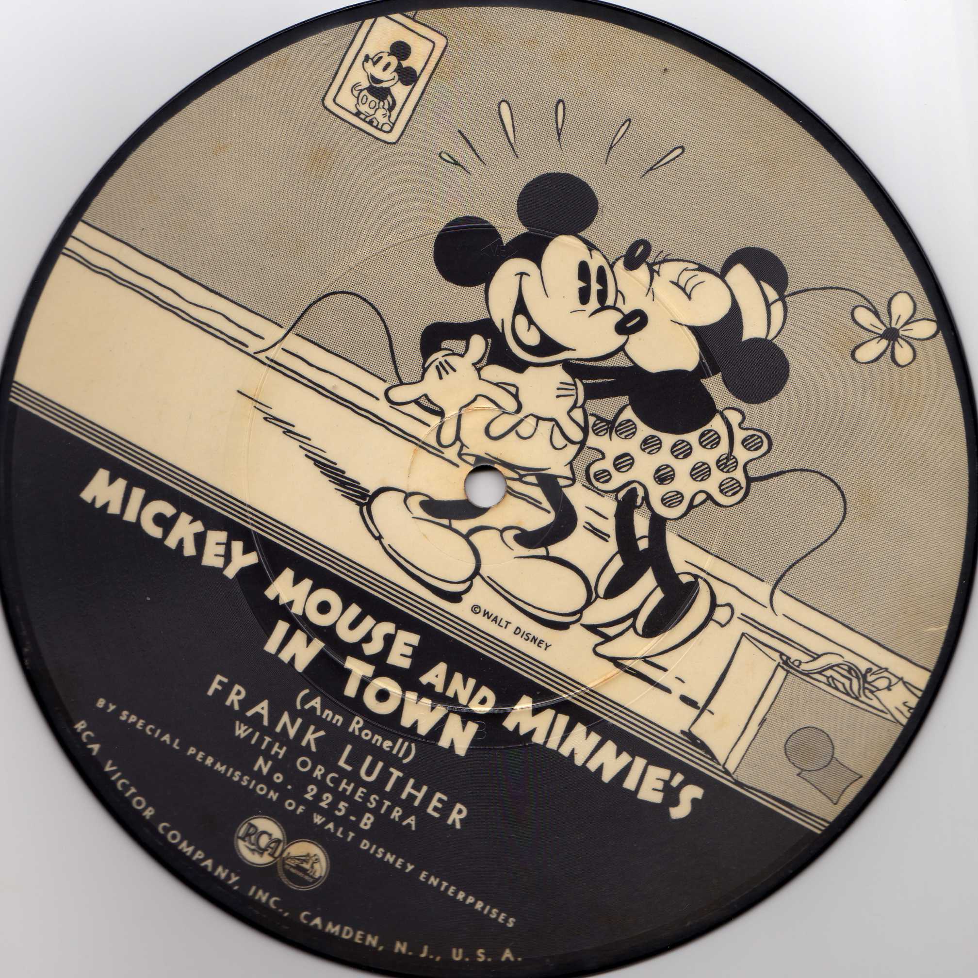 Vintage Disney record set released by RCA Victor in 1934