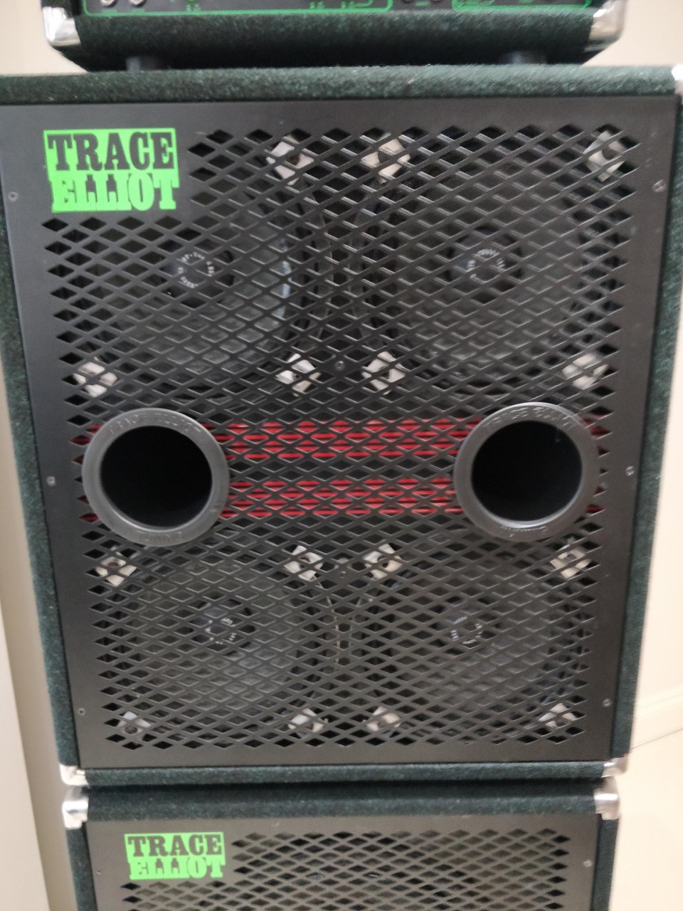 Trace Elliot AH250 amp review with 1994 cabs