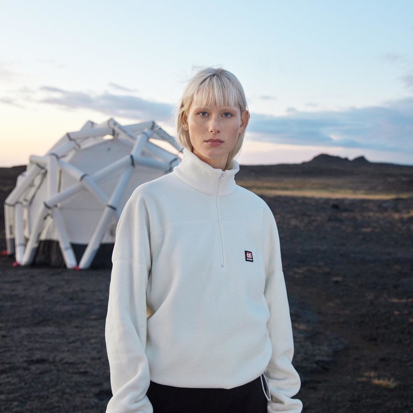 66North - The Esja half-zipped unisex fleece sweater provides