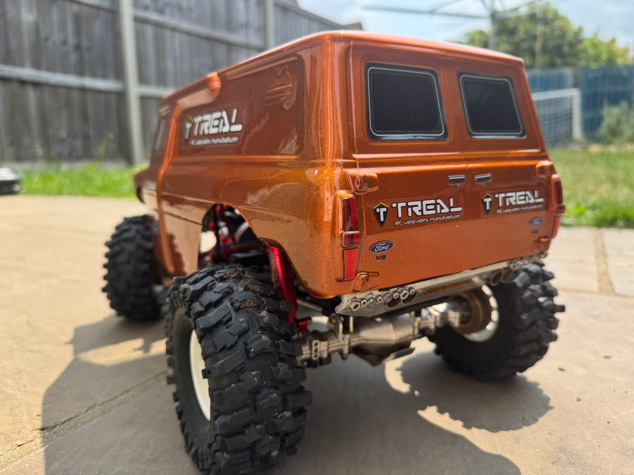 Not technically a crawler but it does alright for what it is