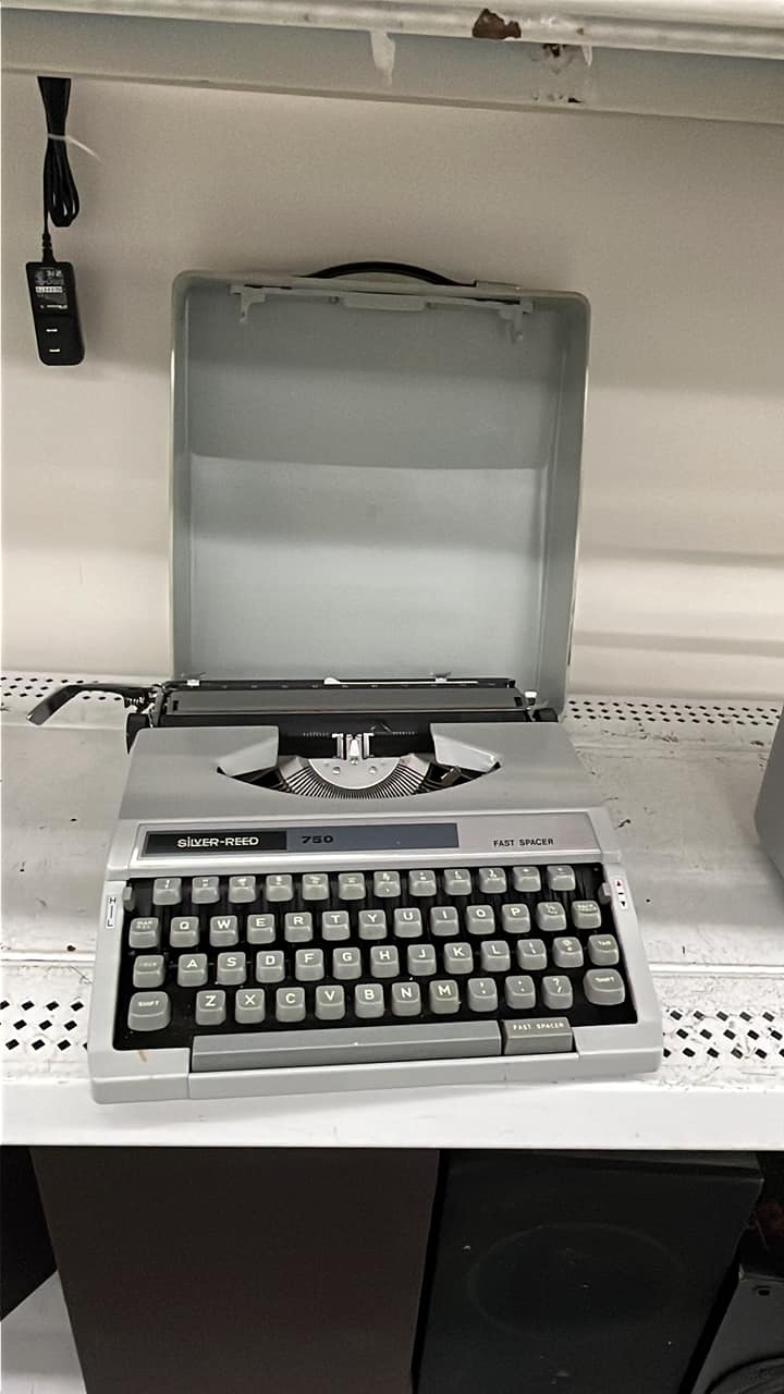 Should I buy a Silver Reed 750 Fast Spacer typewriter for $10?