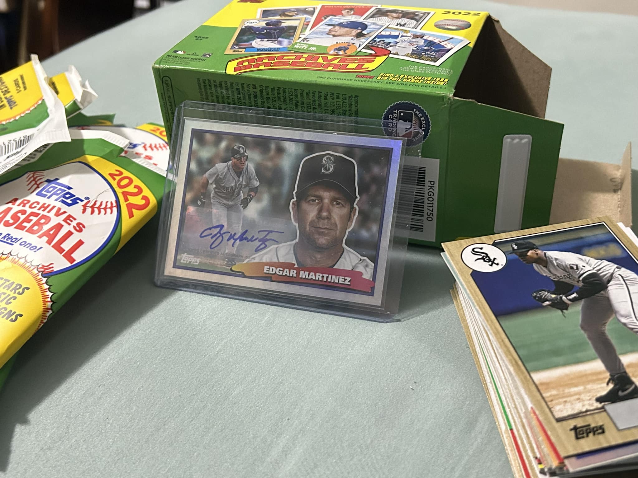 Rare Edgar Martinez Autograph Card Found in 2025 Topps Baseball 