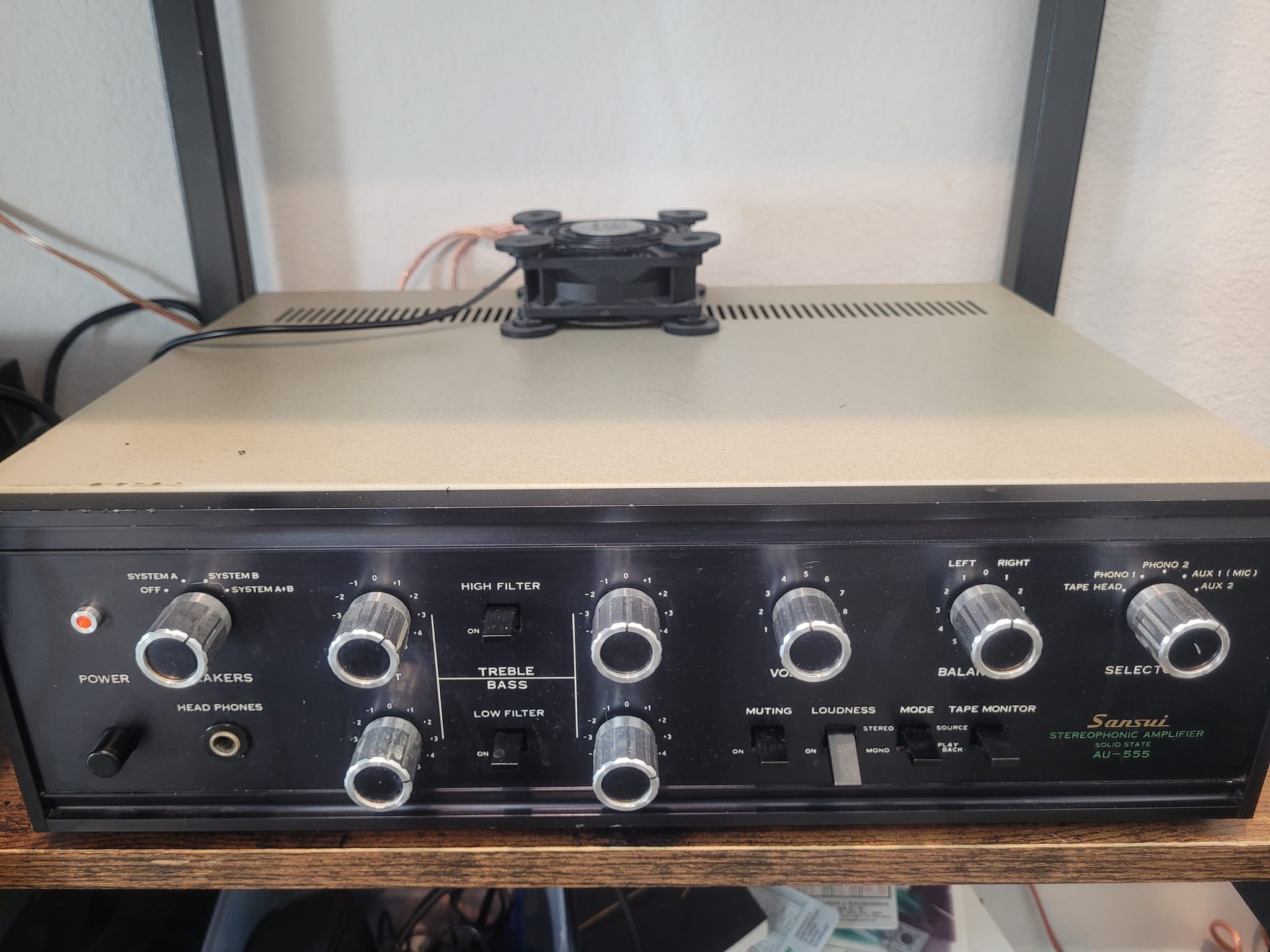 Love my Sansui AU-555, can't believe it drives my mission speakers