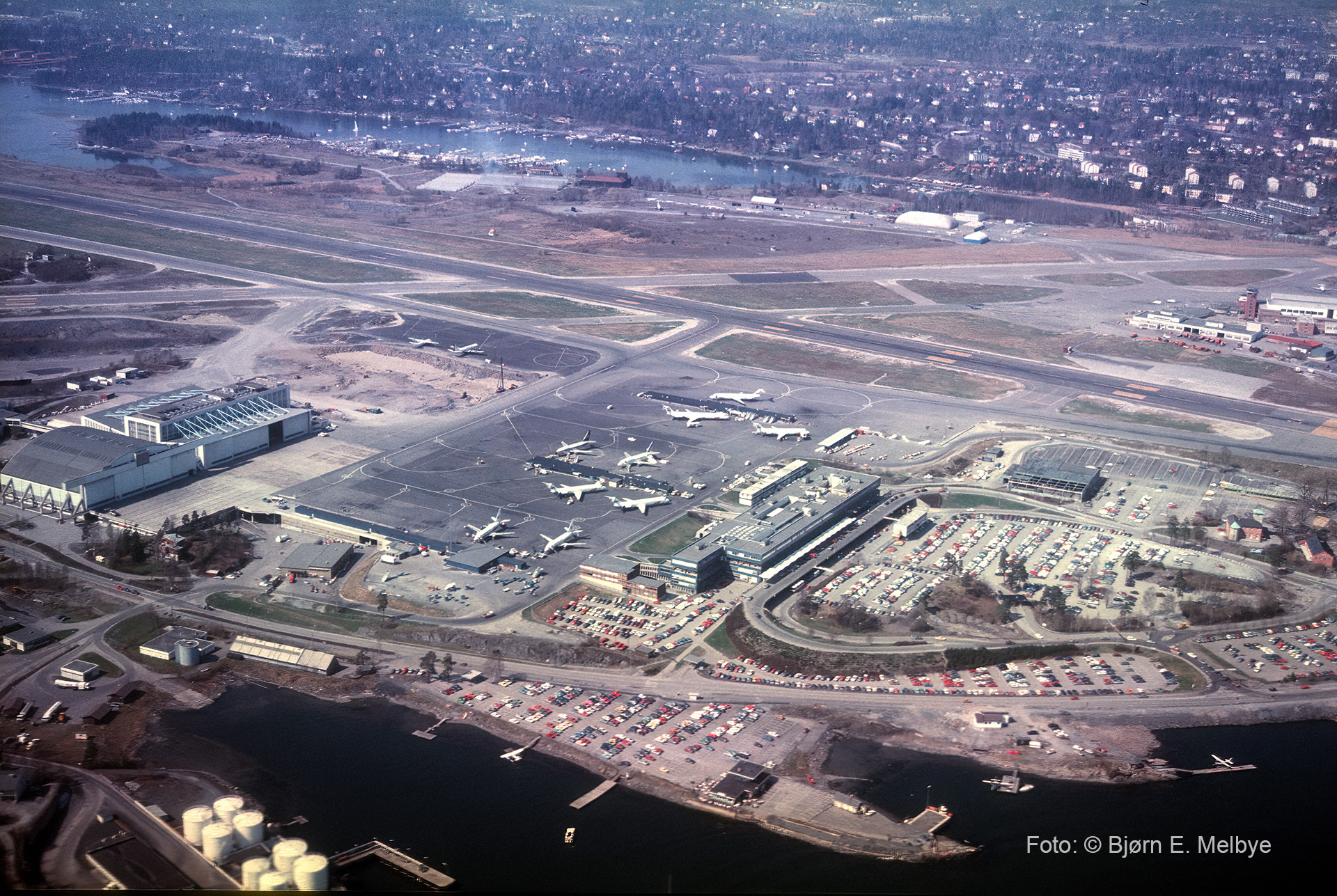 gamle-bilder-fra-oslo-tilbakeblikk-p-fornebu-80-rene-facebook