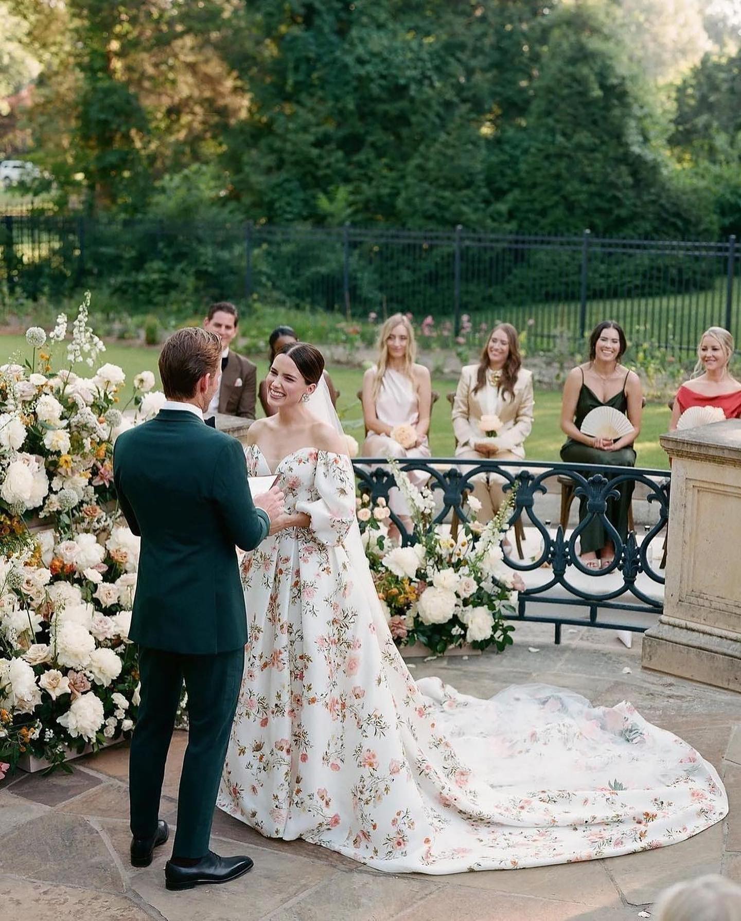 margaret qualley wedding dress Marries Jack Antonoff At Star-Studded New Jersey Figure Skating Dress Vida Designs Riano Dressing Ballet flats Size:02 - M / L