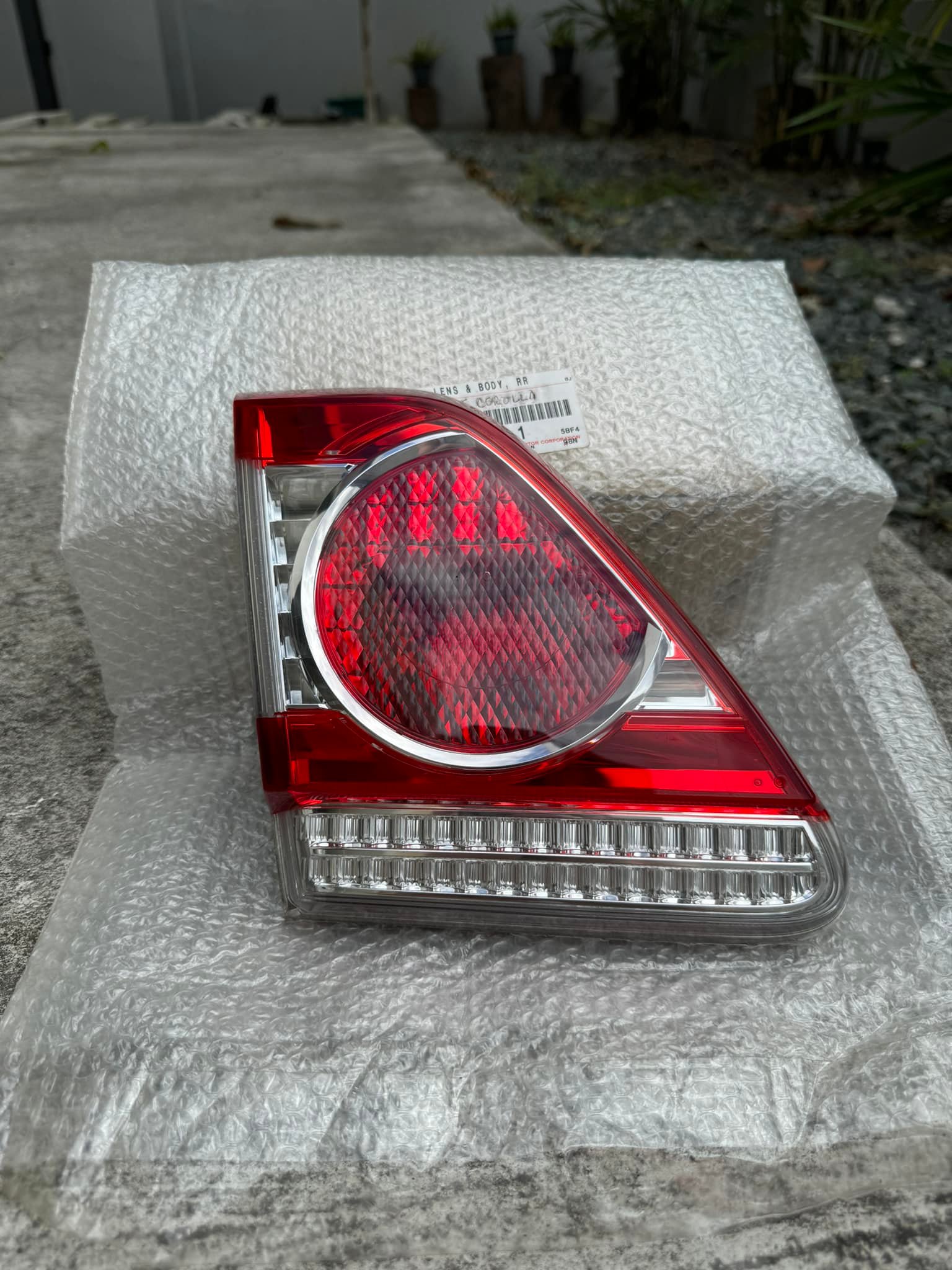 Tail Light Compatible With 2014-2016 Toyota Corolla Right Passenger With bulb(s