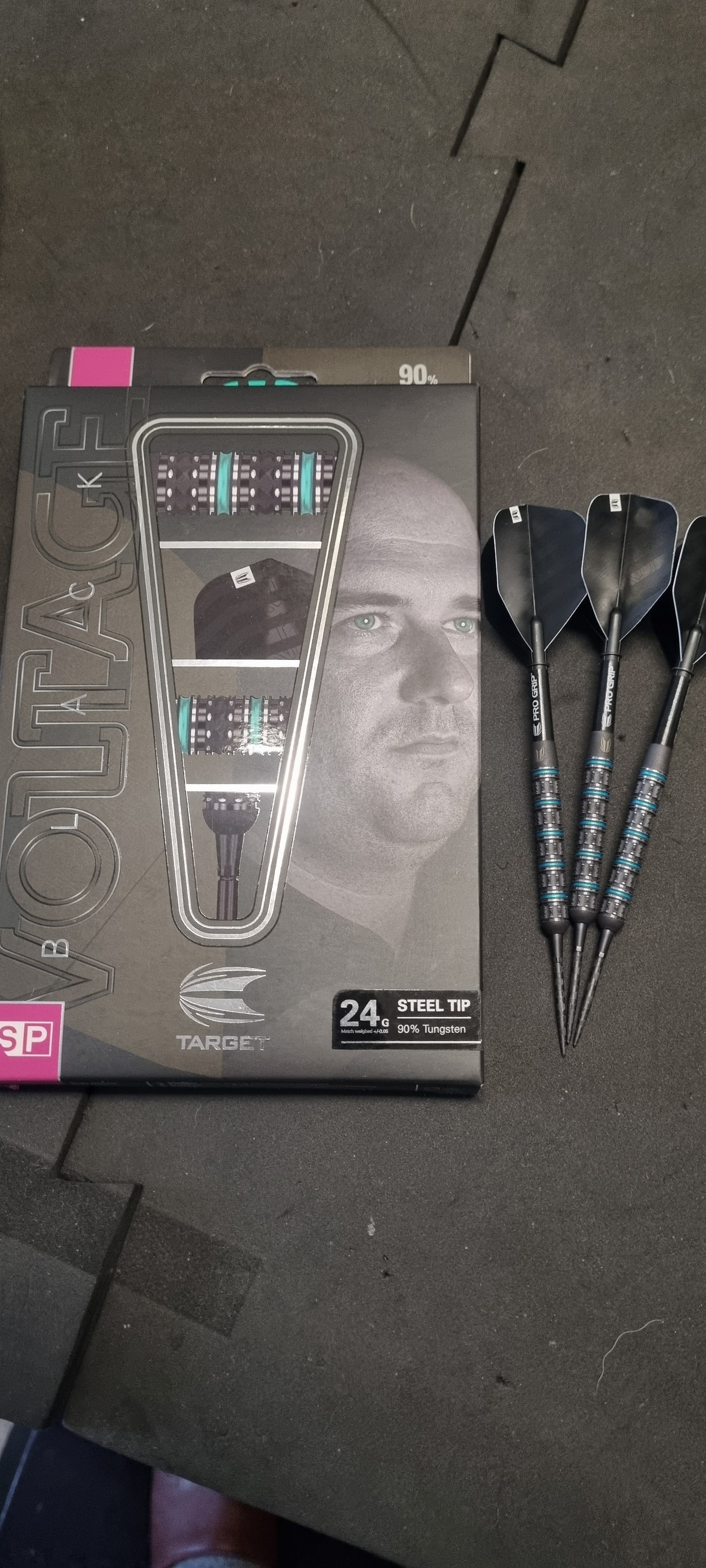 My newest darts: Daytona Fire DF-03 24.2 grams